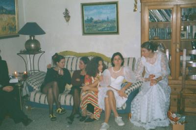 Sophie, Florence, Élodie, Béné et Delphine (Aix, 31/12/2001)
