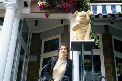 Béné et le cochon Dingue (Québec, 1er Septembre 2001)