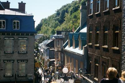 Une rue de la basse ville (Québec, 2 Septembre 2001)