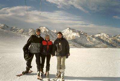 Dom, Béné et Amélie au ski (Super Devoluy, 2 Février 2002)