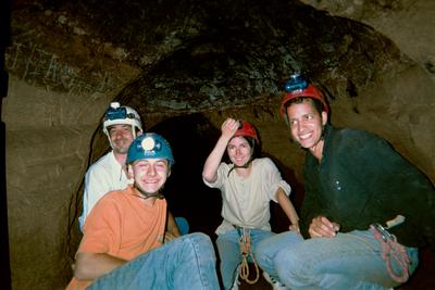 Christophe, Marc, Béné et Dom (Grotte de Trabuc, Anduze, 29 Juin 2002)