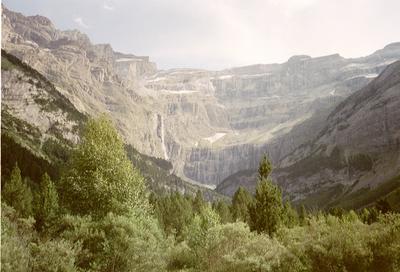 Le cirque de Gavarnie (Hautes-Pyrénées, 14 Août 2002)