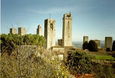 Les tours de San Gimignano (San Gimignano, Italie, 29 Octobre 2002)