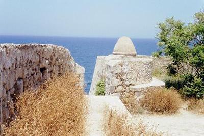 Vue de la forteresse vénitienne de Rethymnon (Crète, 12 Juin 2003)