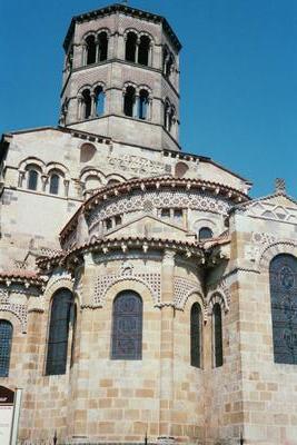 Le chevet de l’église Saint Austremoine d’Issoire (Issoire, 13 Juillet 2003)