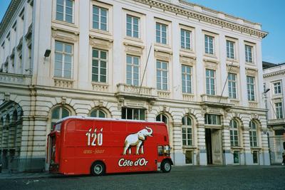 L’éléphant des 120 ans de Côte d’Or (Bruxelles, 2 Janvier 2004)