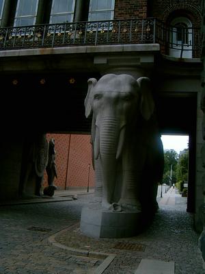 Eléphant de la brasserie Carlsberg (Copenhague, 15 Juillet 2004)