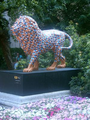 Lion du musée des Beaux Arts (Lyon, 23 Juillet 2004)
