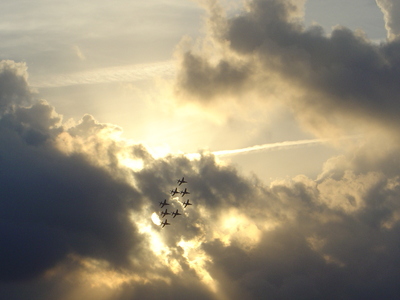 La patrouille de France en action (Grande rade de Toulon, 12 Août 2004)