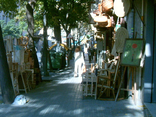 Boutique à proximité du Mercado Central (Valencia, 11 Novembre 2004)