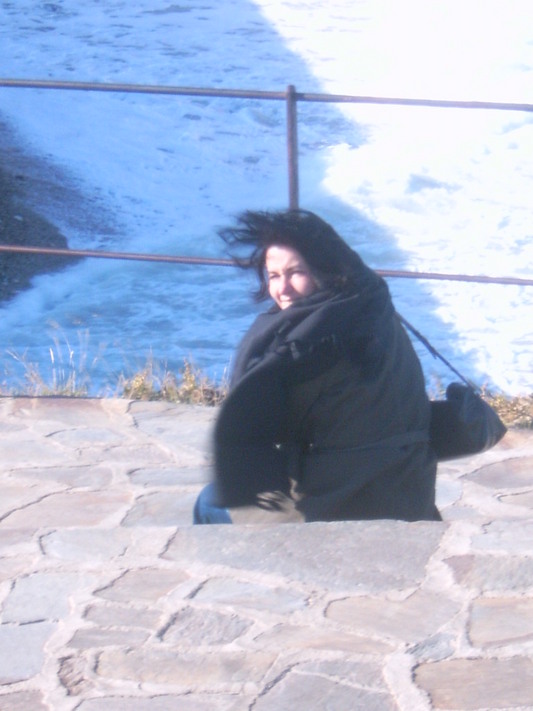 Béné dans la bourrasque (Collioure, 14 Novembre 2004)