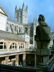 La cathédrale vue depuis les thermes (Bath, 30 Octobre 2004)
