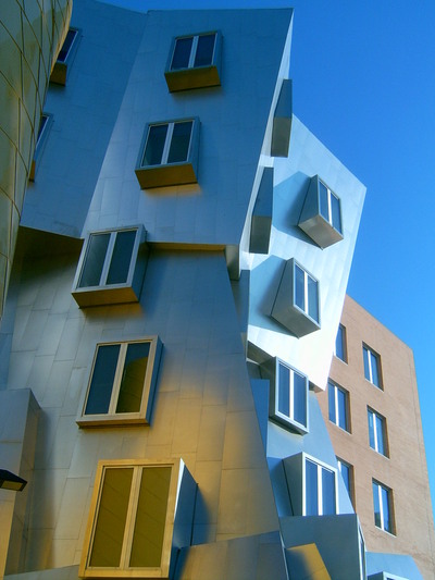 Vue sur le Stata Center depuis la terrasse du 5ème étage (Cambridge, 4 Décembre 2004)