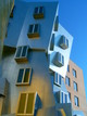 Vue sur le Stata Center depuis la terrasse du 5ème étage (Cambridge, 4 Décembre 2004)