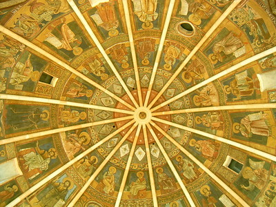 Plafond du baptistère du Duomo de Parme (Italie, 27 Mars 2005)