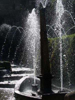 Détail de la fontaine Rometta à la villa d’Este (Tivoli,  9 octobre 2005)
