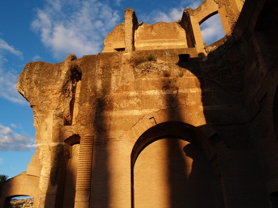  Détail de la caserne des vigiles (Villa Adriana,  9 octobre 2005)