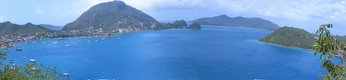  Panorama sur la baie des Saintes (30 mars 2006)
