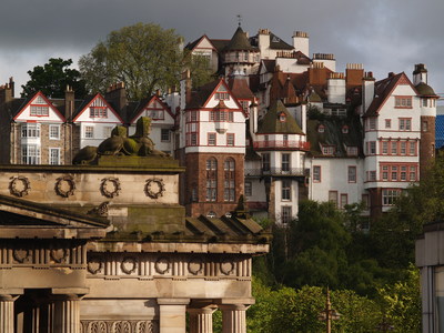  La ville haute d’Edimbourg (26 mai 2006)