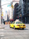  Taxi dans Broadway (New-York City, 18 juin 2006)