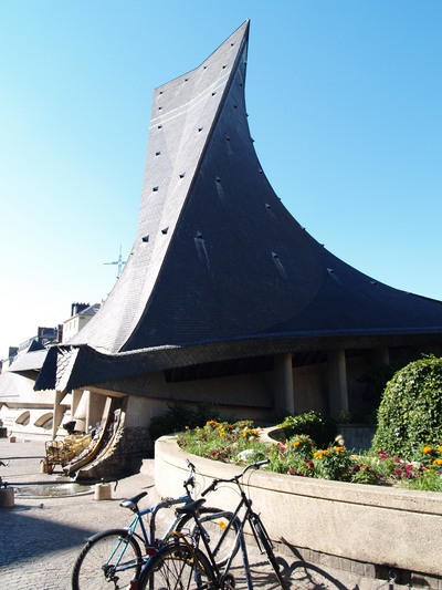  Place du bûcher de Jeanne d’Arc (Rouen, 18 juillet 2006)