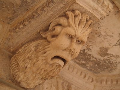  Masque grimaçant (19 octobre 2006)