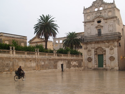  Sur la place du Duomo, après la pluie (19 octobre 2006)