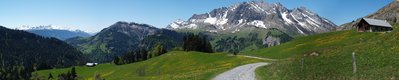  Paysage de Montagne au col des Aravis (10 mai 2007)