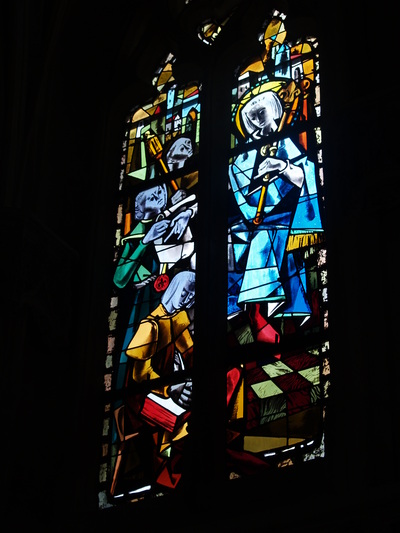  Vitrail de la chapelle du château d’Amboise ( 5 juillet 2008)