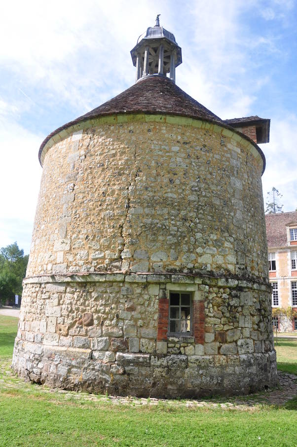  Pigeonnier de l’Abbaye de Mortemer (18 août 2009)