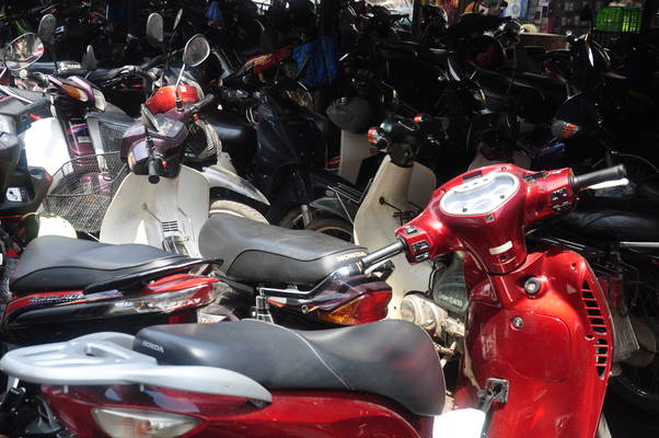  Scooters, Hanoi (31 août 2009)