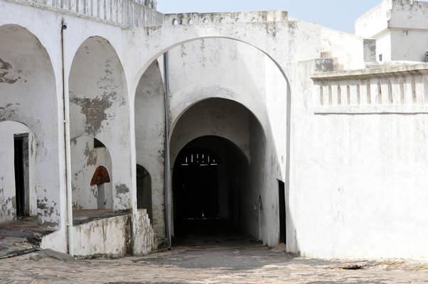  Porte du non-retour au fort de Cape Coast ( 2 juillet 2010)
