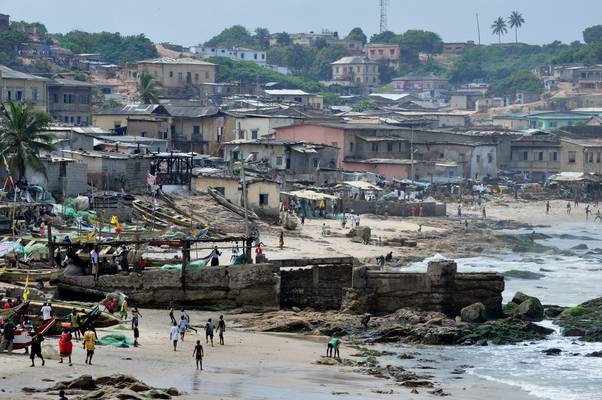  Vue sur Cape Coast depuis le fort ( 2 juillet 2010)
