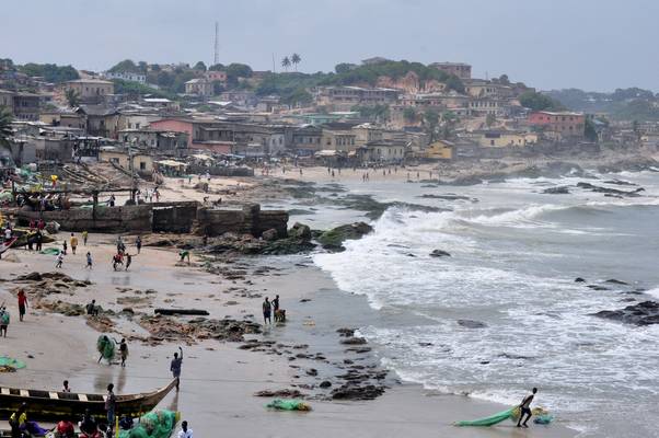  Vue sur Cape Coast depuis le fort ( 2 juillet 2010)